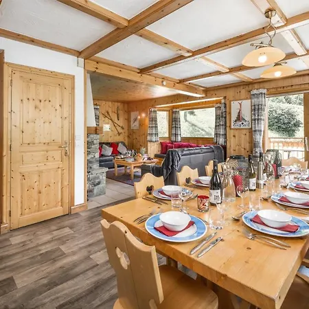 Himalaya , 10 Person With 5 Ensuite Bedrooms And Outdoor Jacuzzi In Centre
